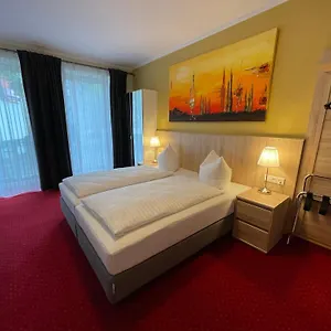 Palm Premium 3*, Düsseldorf Deutschland