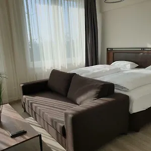 Motel Plus Schoenefeld Apartahotel Schönefeld